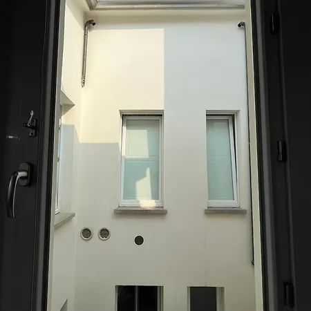 Flatluxe 2 Apartment